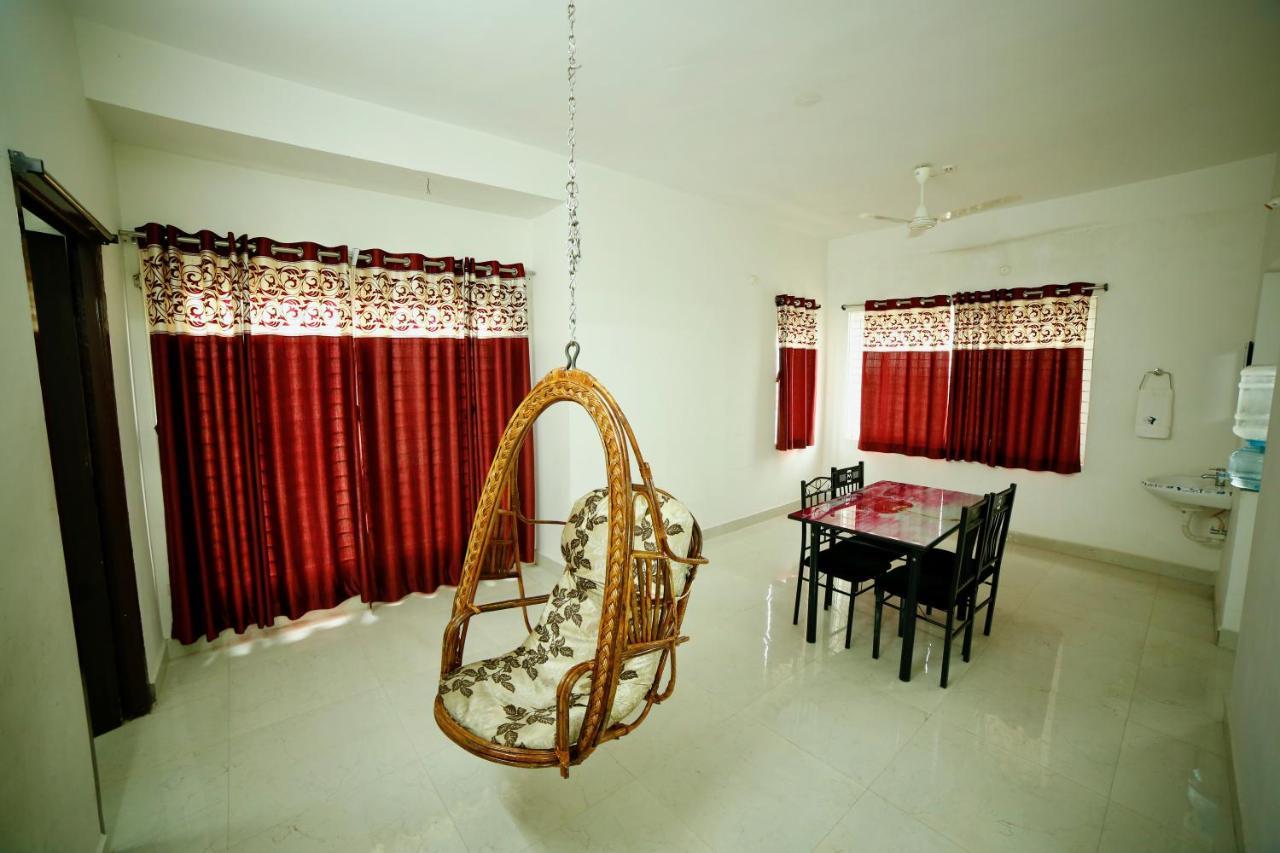 Truelife Homestays - Alamelu Avenue - Fully Furnished Ac 2Bhk Apartments In Tirupati - Walkable To Restaurants & Super Market - Fast Wifi - Kitchen - Easy Access To Airport, Railway Station, Sri Padmavathi & Tirumala Temple Eksteriør bilde