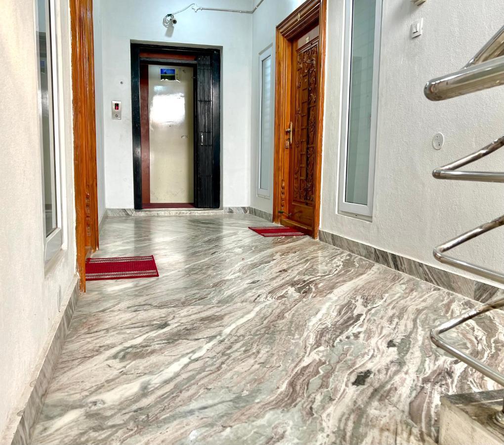 Truelife Homestays - Alamelu Avenue - Fully Furnished Ac 2Bhk Apartments In Tirupati - Walkable To Restaurants & Super Market - Fast Wifi - Kitchen - Easy Access To Airport, Railway Station, Sri Padmavathi & Tirumala Temple Eksteriør bilde